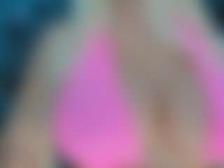 adrianna777's Live Sex Cam Show
