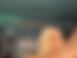 adrianna777's Live Sex Cam Show