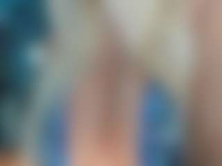 adrianna777's Live Sex Cam Show