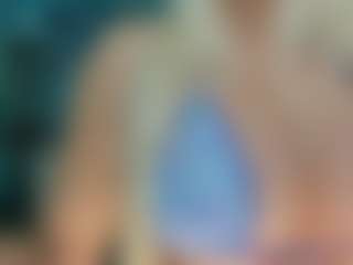 adrianna777's Live Sex Cam Show