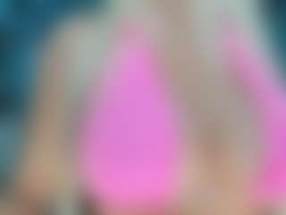 adrianna777's Live Sex Cam Show