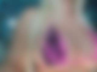 adrianna777's Live Sex Cam Show