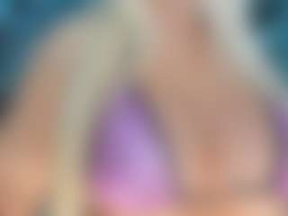 adrianna777's Live Sex Cam Show
