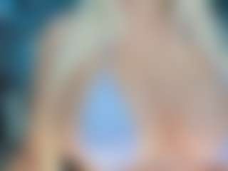 adrianna777's Live Sex Cam Show