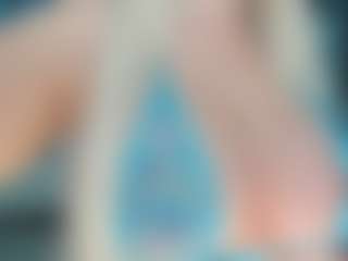 adrianna777's Live Sex Cam Show