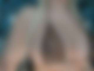 adrianna777's Live Sex Cam Show