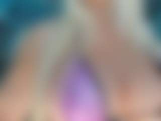 adrianna777's Live Sex Cam Show