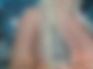adrianna777's Live Sex Cam Show