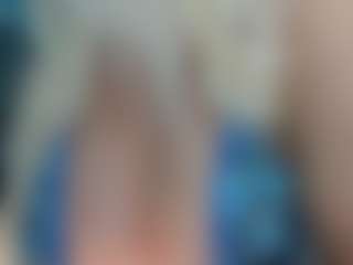 adrianna777's Live Sex Cam Show
