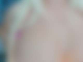 adrianna777's Live Sex Cam Show