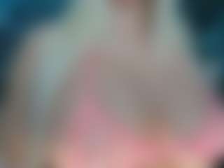 adrianna777's Live Sex Cam Show