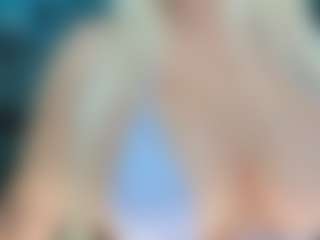 adrianna777's Live Sex Cam Show