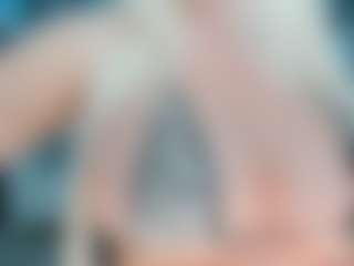 adrianna777's Live Sex Cam Show