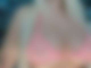 adrianna777's Live Sex Cam Show