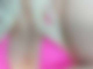 adrianna777's Live Sex Cam Show
