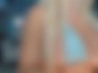 adrianna777's Live Sex Cam Show