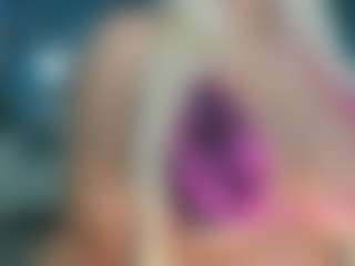 adrianna777's Live Sex Cam Show