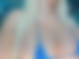 adrianna777's Live Sex Cam Show