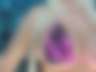 adrianna777's Live Sex Cam Show