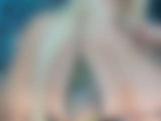 adrianna777's Live Sex Cam Show