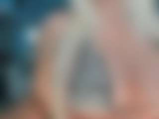 adrianna777's Live Sex Cam Show