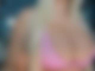 adrianna777's Live Sex Cam Show