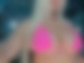 adrianna777's Live Sex Cam Show