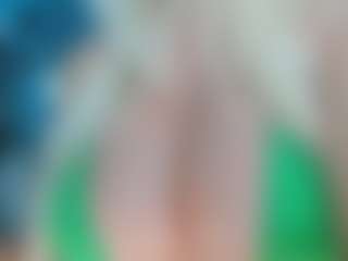 adrianna777's Live Sex Cam Show