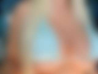 adrianna777's Live Sex Cam Show