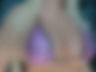 adrianna777's Live Sex Cam Show