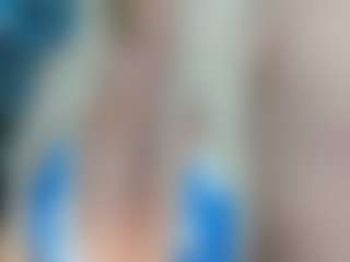 adrianna777's Live Sex Cam Show
