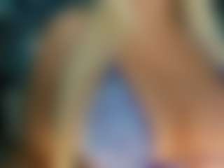 adrianna777's Live Sex Cam Show