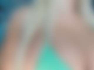 adrianna777's Live Sex Cam Show