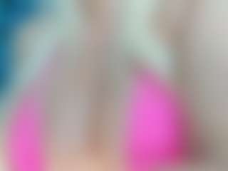 adrianna777's Live Sex Cam Show