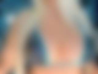 adrianna777's Live Sex Cam Show