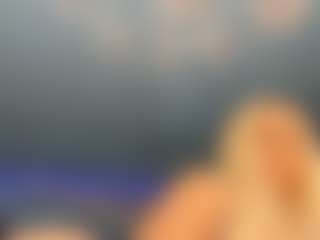 adrianna777's Live Sex Cam Show