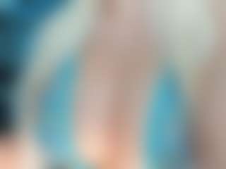 adrianna777's Live Sex Cam Show