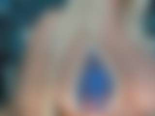 adrianna777's Live Sex Cam Show