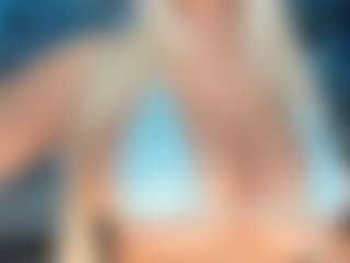 adrianna777's Live Sex Cam Show
