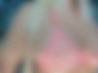 adrianna777's Live Sex Cam Show