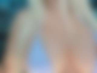 adrianna777's Live Sex Cam Show