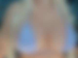 adrianna777's Live Sex Cam Show