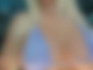 adrianna777's Live Sex Cam Show