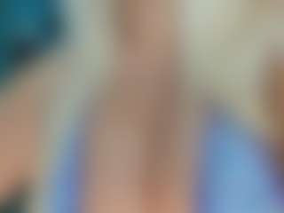 adrianna777's Live Sex Cam Show