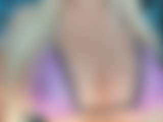 adrianna777's Live Sex Cam Show