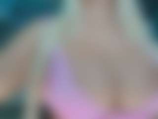 adrianna777's Live Sex Cam Show