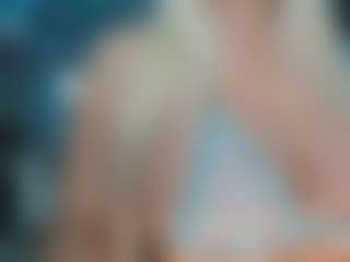 adrianna777's Live Sex Cam Show
