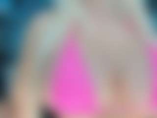 adrianna777's Live Sex Cam Show