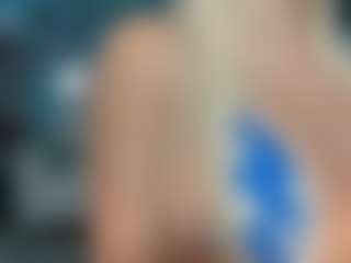 adrianna777's Live Sex Cam Show