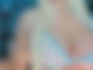 adrianna777's Live Sex Cam Show
